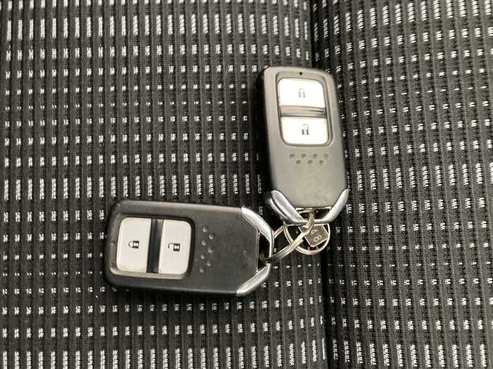 2014 Honda VEZEL DAA-RU3 (UW-69a693e064df1)[19]