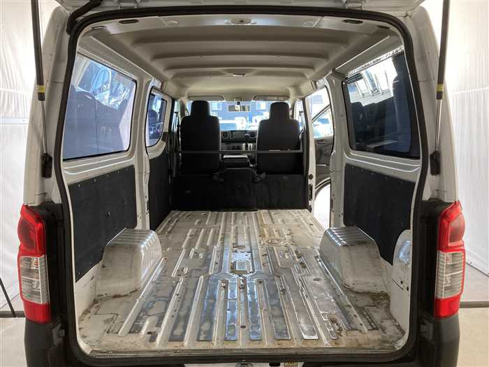 2021 Nissan NV350 Caravan LDF-VW2E26 (UW-69ad0018049ff)[11]