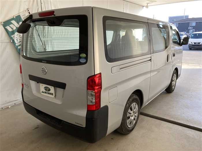 2020 Nissan NV350 Caravan CBF-VR2E26 (UW-69ad001844e94)[1]