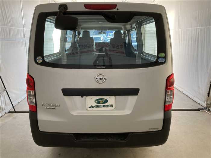 2020 Nissan NV350 Caravan CBF-VR2E26 (UW-69ad001844e94)[5]