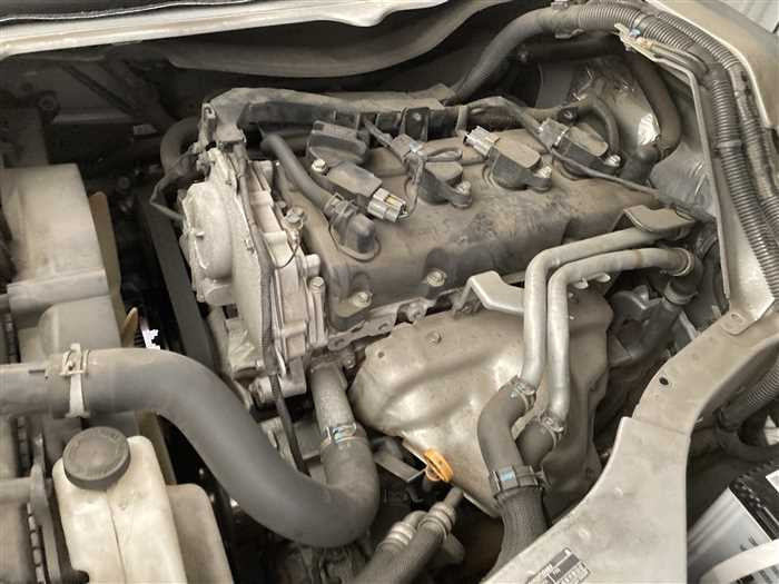 2020 Nissan NV350 Caravan CBF-VR2E26 (UW-69ad001844e94)[24]