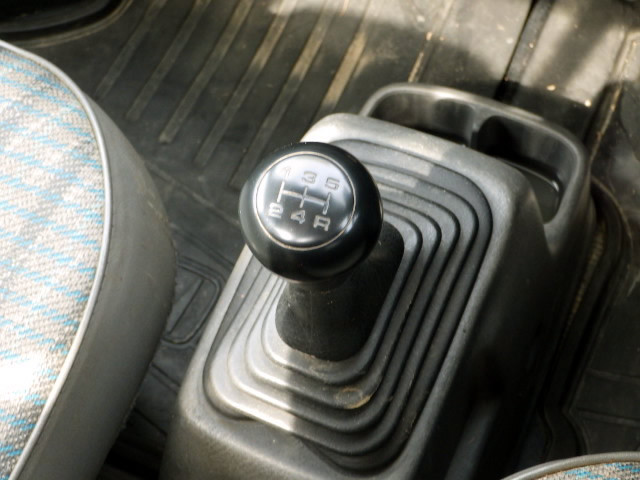 1999 Honda Acty Truck HA7 (UW-69cf7ce688d6c)[13]