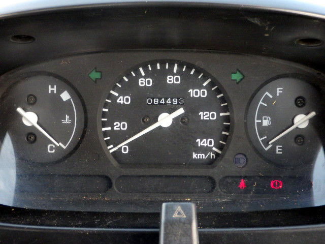 2000 Daihatsu Hijet Truck S210P (UW-69b91eef731ec)[12]