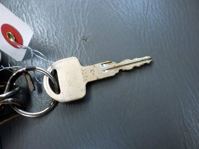 2000 Subaru Sambar TT2 (UW-69b923347a07a)[14]