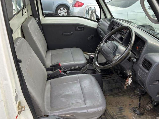 2000 Subaru Sambar TT2 (UW-69aa53d8e8225)[5]