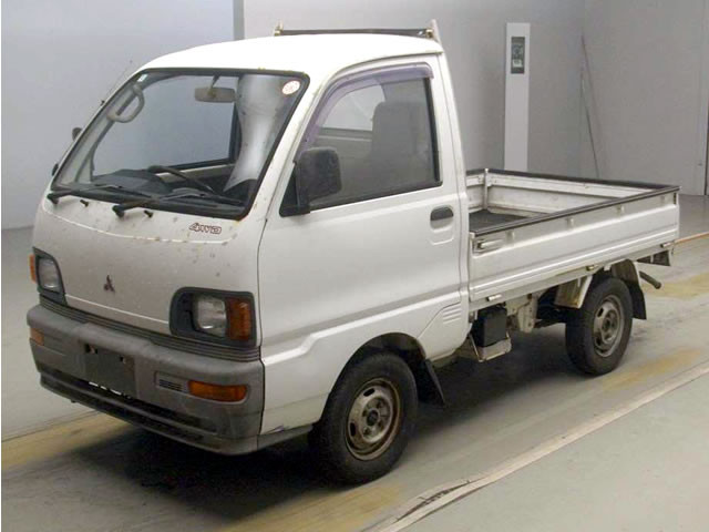 1994 Mitsubishi Minicab Truck U42T (UW-69aa551f88d7b)[3]