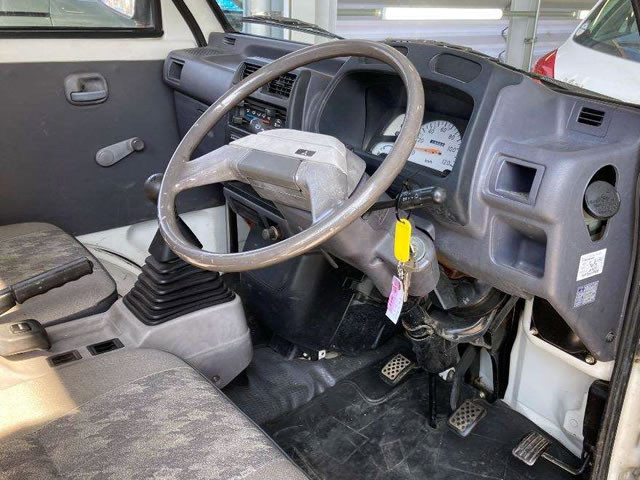 1994 Mitsubishi Minicab Truck U42T (UW-69aa551f88d7b)[5]