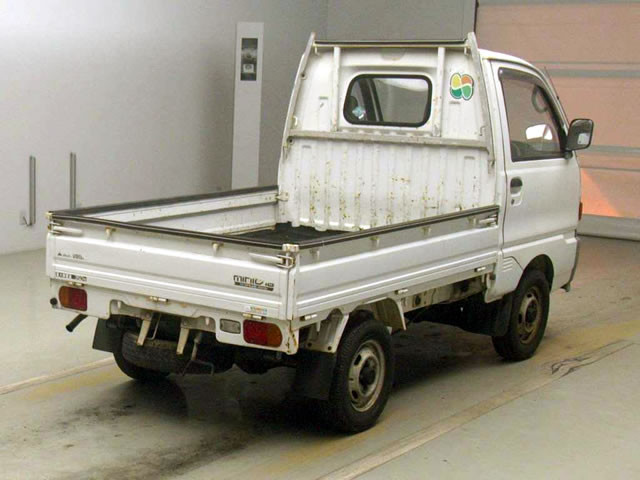 1994 Mitsubishi Minicab Truck U42T (UW-69aa551f88d7b)[2]
