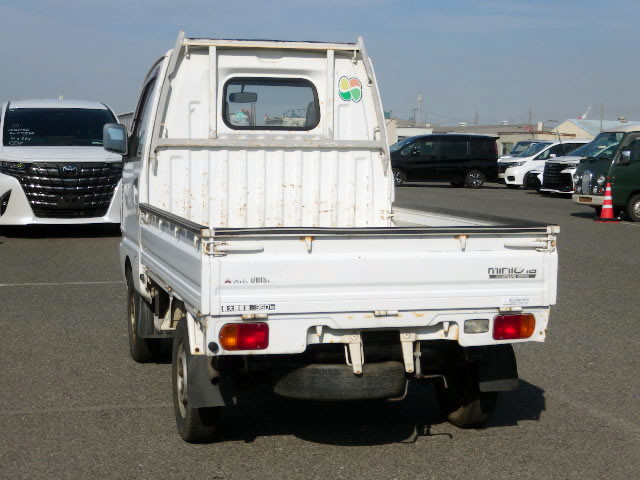 1994 Mitsubishi Minicab Truck U42T (UW-69b3cd4dc599c)[1]