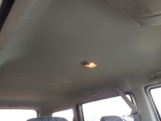 1999 Honda Vamos HM1 (UW-69b3d4457f756)[17]