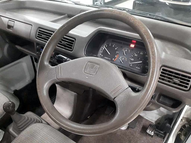 1998 Honda Acty Truck HA3 (UW-69aa6f05ea39a)[4]