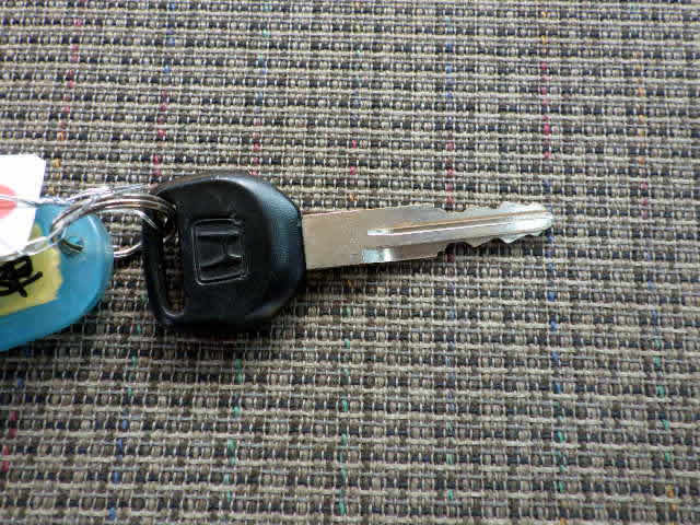1998 Honda Acty Truck HA3 (UW-69b3d89b5cf49)[14]