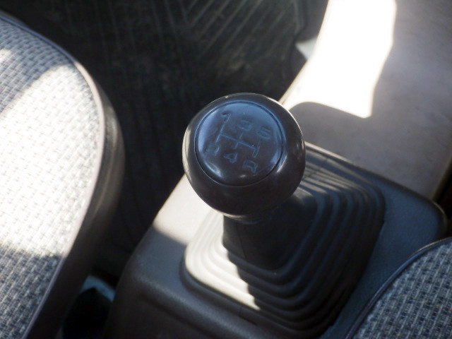 1998 Honda Acty Truck HA3 (UW-69b3d89b5cf49)[13]