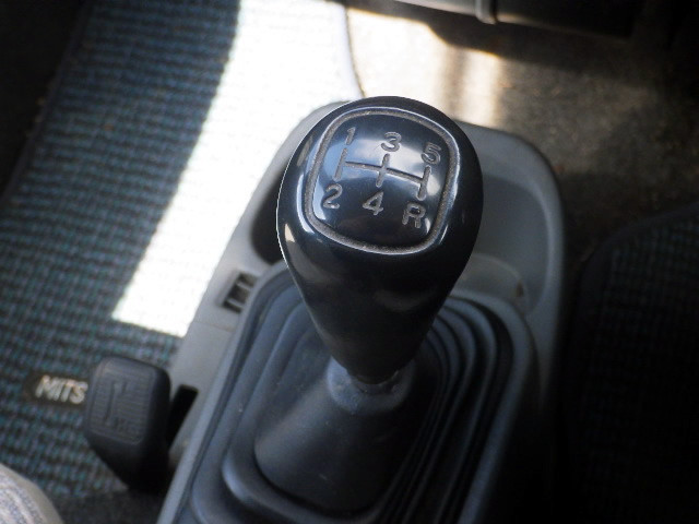 2000 Mitsubishi Town Box U62W (UW-69b929e963069)[13]