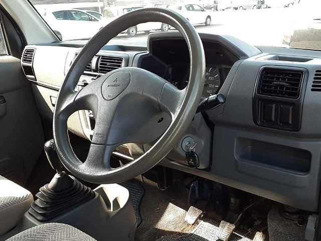 2000 Mitsubishi Town Box U62W (UW-69aa6f9700ae8)[4]