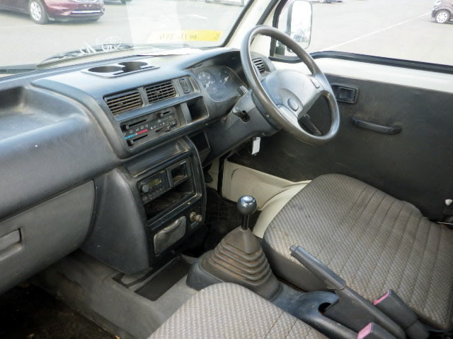 2000 Daihatsu Hijet Truck S210P (UW-69b9311d01ad1)[9]