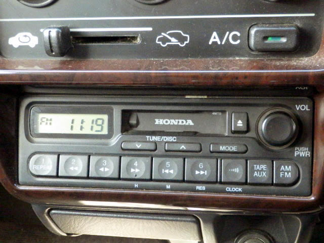 2001 Honda Vamos HM2 (UW-69c26acc287fe)[11]