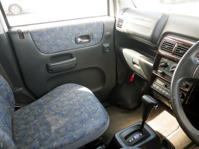 2001 Honda Vamos HM2 (UW-69c26acc287fe)[8]