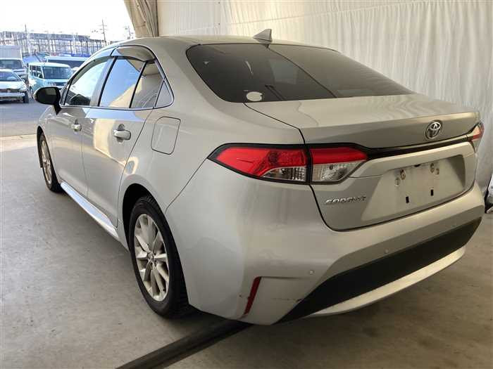 2021 Toyota Corolla Sedan 3BA-ZRE212 (UW-69acffff9f66e)[3]