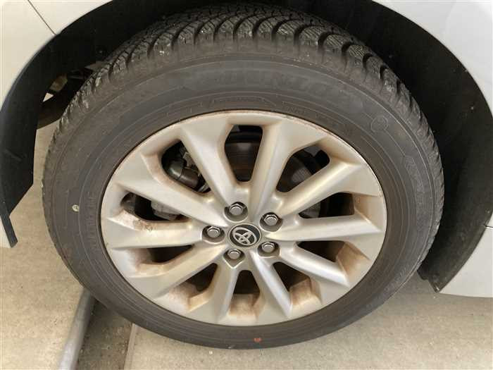 2021 Toyota Corolla Sedan 3BA-ZRE212 (UW-69acffff9f66e)[8]