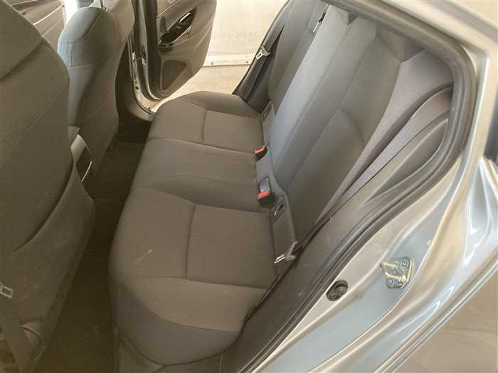 2021 Toyota Corolla Sedan 3BA-ZRE212 (UW-69acffff9f66e)[13]