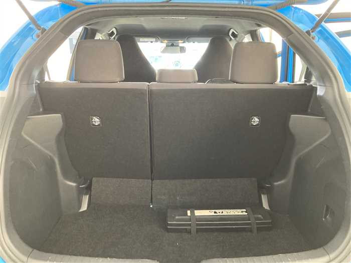 2021 Toyota Yaris 5BA-KSP210 (UW-69ad0003381e3)[11]