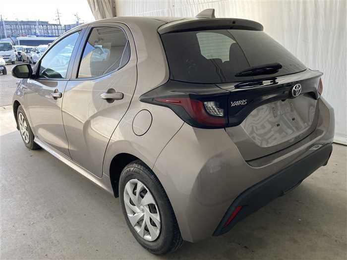 2021 Toyota Yaris 5BA-KSP210 (UW-69ad0003e9662)[3]