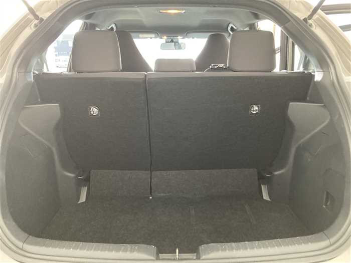 2021 Toyota Yaris 5BA-KSP210 (UW-69ad0003e9662)[11]