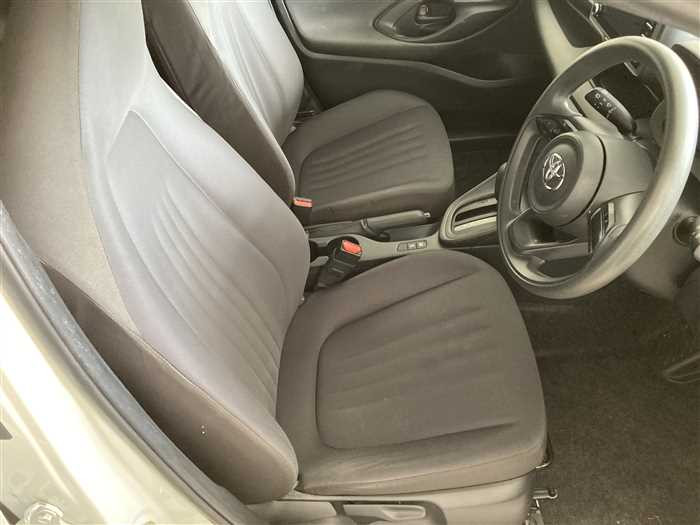 2021 Toyota Yaris 5BA-KSP210 (UW-69ad00042cf6d)[9]