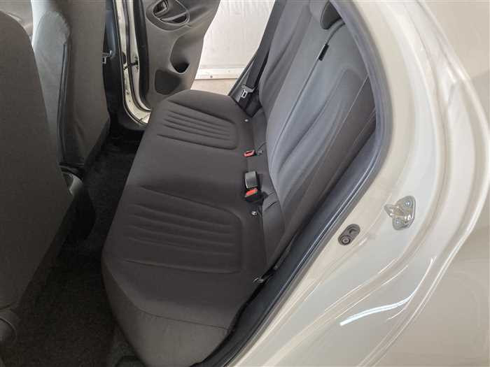 2021 Toyota Yaris 5BA-KSP210 (UW-69ad00042cf6d)[13]