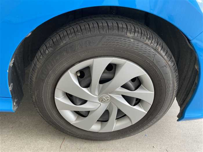 2021 Toyota Yaris 5BA-KSP210 (UW-69ad0004480bd)[7]