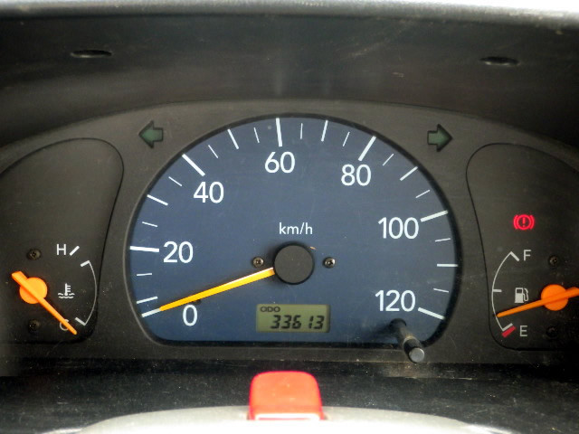 2000 Suzuki Carry Truck DA52T (UW-69c4a013a9739)[12]