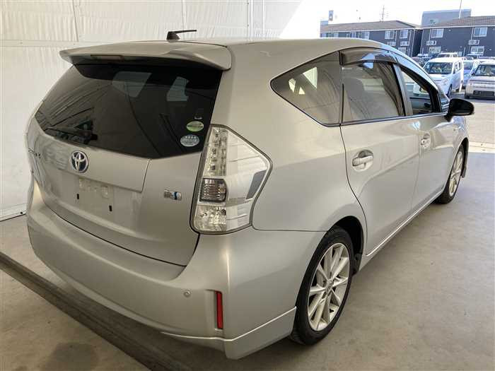 2012 Toyota Prius alpha DAA-ZVW41W (UW-69b2791410d9c)[1]