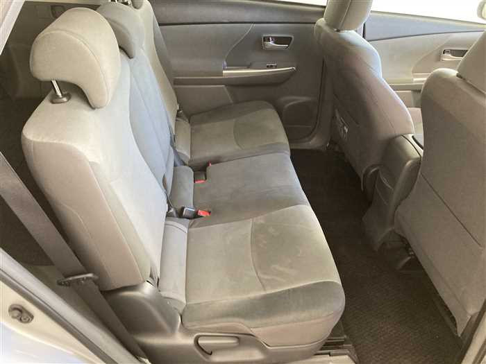 2012 Toyota Prius alpha DAA-ZVW41W (UW-69b2791410d9c)[10]