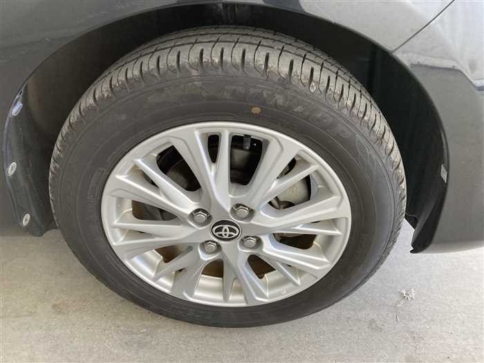 2017 Toyota Vitz DAA-NHP130 (UW-69b27915a41d2)[7]