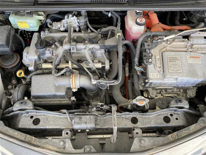 2017 Toyota Vitz DAA-NHP130 (UW-69b27915a41d2)[25]