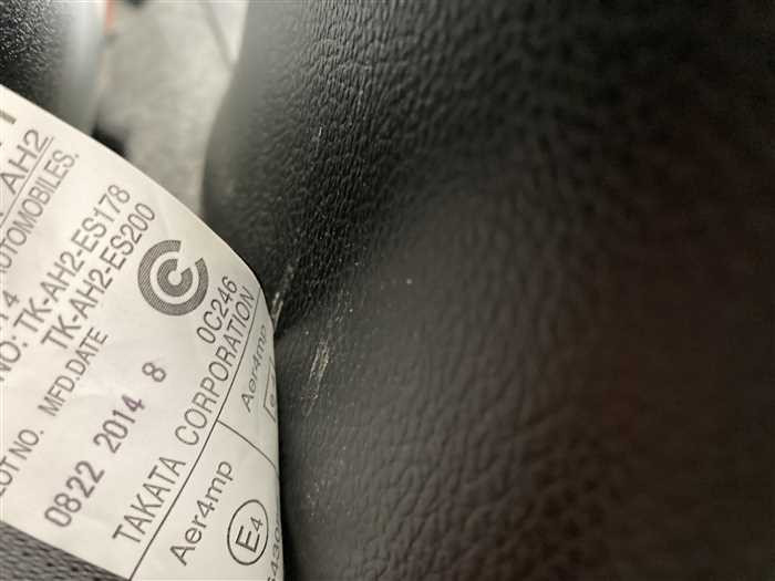 2014 Subaru Levorg DBA-VM4 (UW-69b2791653d7e)[21]