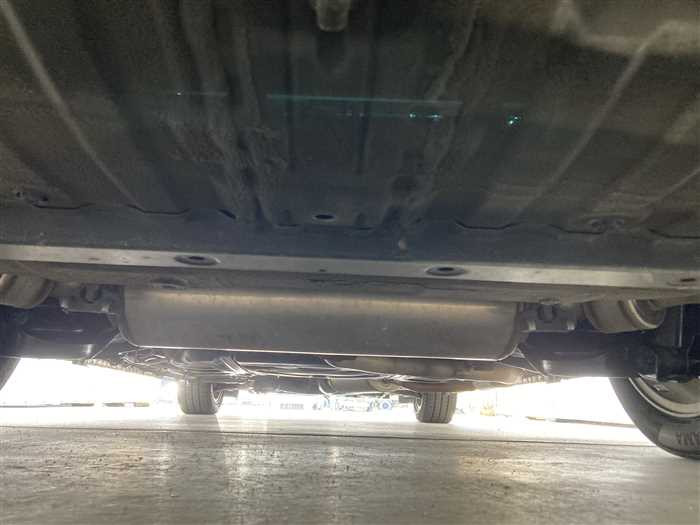 2015 Honda Odyssey DBA-RC1 (UW-69b279165c6c5)[6]