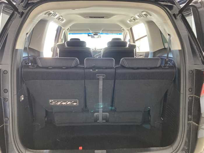 2015 Honda Odyssey DBA-RC1 (UW-69b279165c6c5)[12]