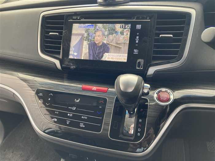 2015 Honda Odyssey DBA-RC1 (UW-69b279165c6c5)[22]