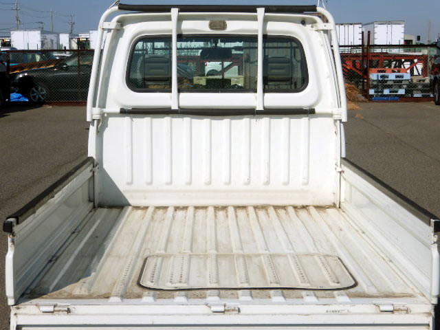2001 Subaru Sambar TT2 (UW-69c4d3b6d0668)[6]