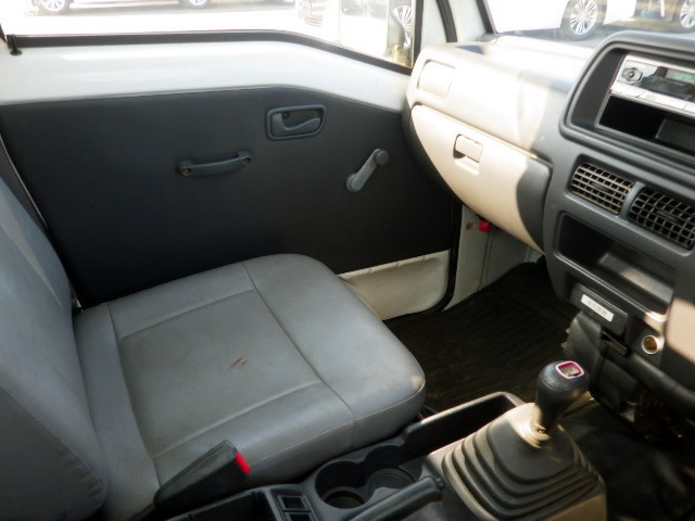2001 Subaru Sambar TT2 (UW-69c4d3b6d0668)[8]