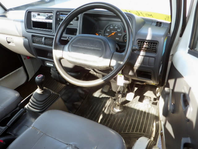 2001 Subaru Sambar TT2 (UW-69c4d3b6d0668)[10]