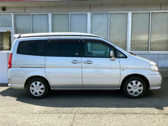 2001 Nissan Serena PC24 (UW-69b3bdfd1e17d)[2]