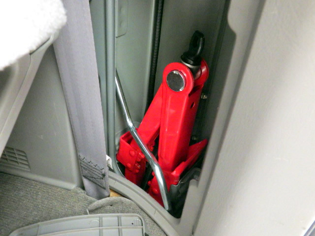 2001 Nissan Serena PC24 (UW-69d47c9ae147b)[22]