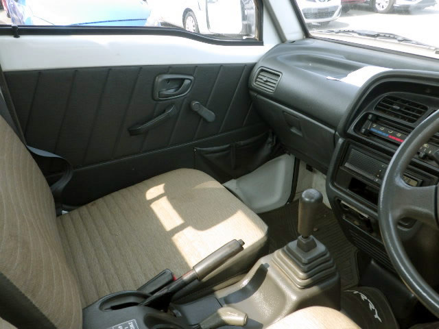 1994 Suzuki Carry Truck DD51T (UW-69cf5944732e0)[8]