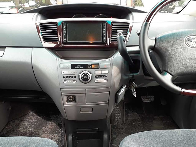 2007 Toyota Noah AZR65G (UW-69bbbc56a53da)[5]