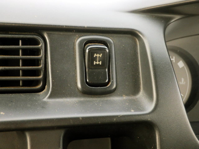 2000 Daihatsu Hijet Truck S210P (UW-69cf72211dfbc)[14]