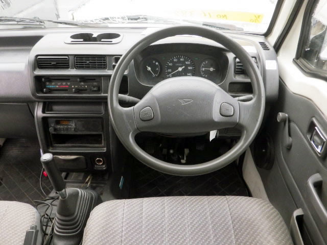 2000 Daihatsu Hijet Truck S200P (UW-69e19f46d9b56)[4]