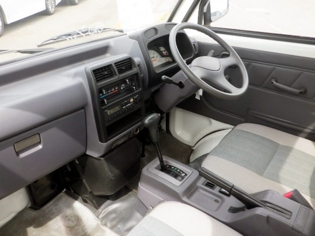 1994 Mitsubishi Minicab Truck U41T (UW-69d4bfa9571af)[10]